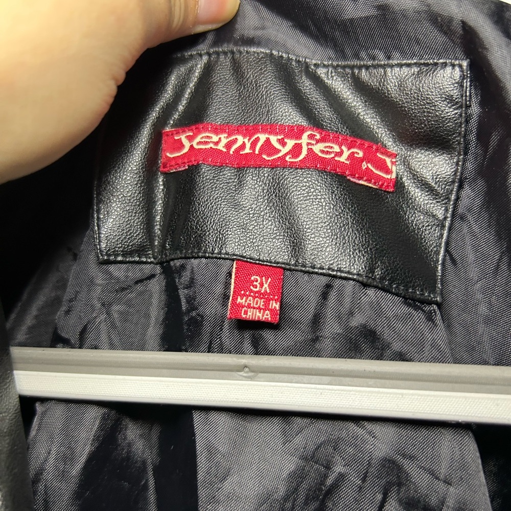 Faux leather jacket - Picture 2 of 3